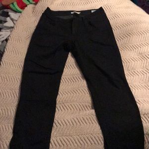 Levi’s mid-rise skinny jeans